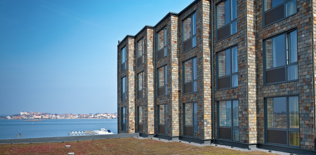 Facade, Exterior
